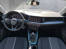 Audi A1 allstreet 30 TFSI intense in Cortinaweiss