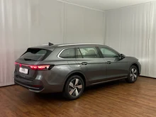 VW Passat Variant Business TDI DSG in Diabasgrau Metallic