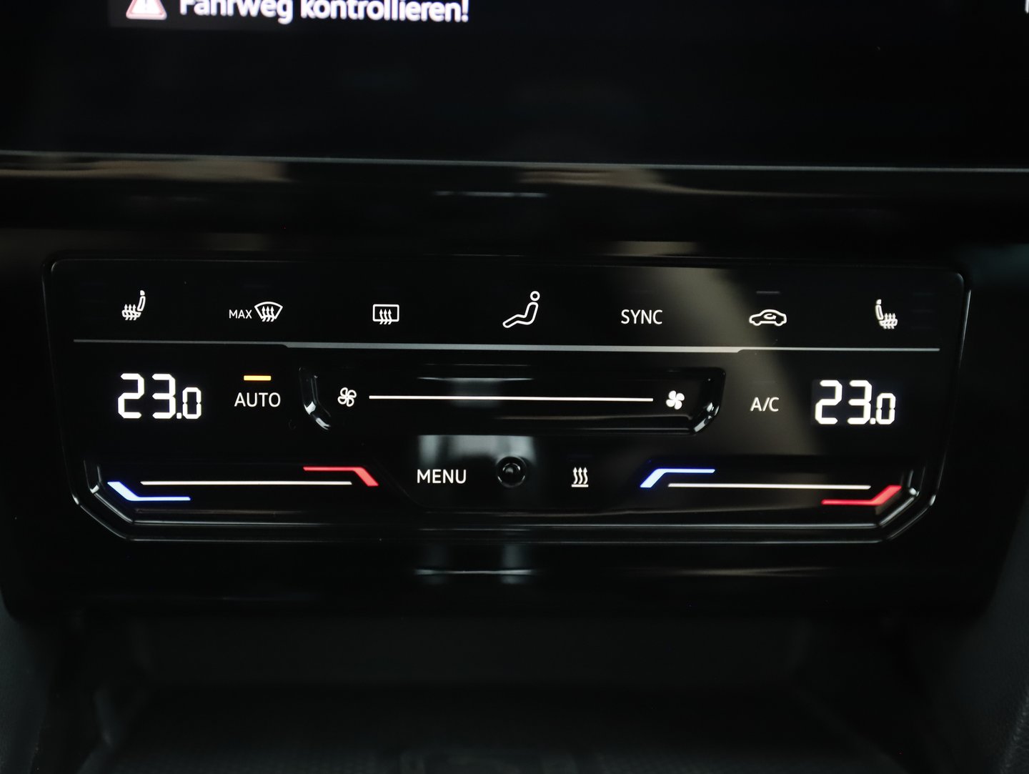 VW Passat GTE Variant | Bild 24 von 33