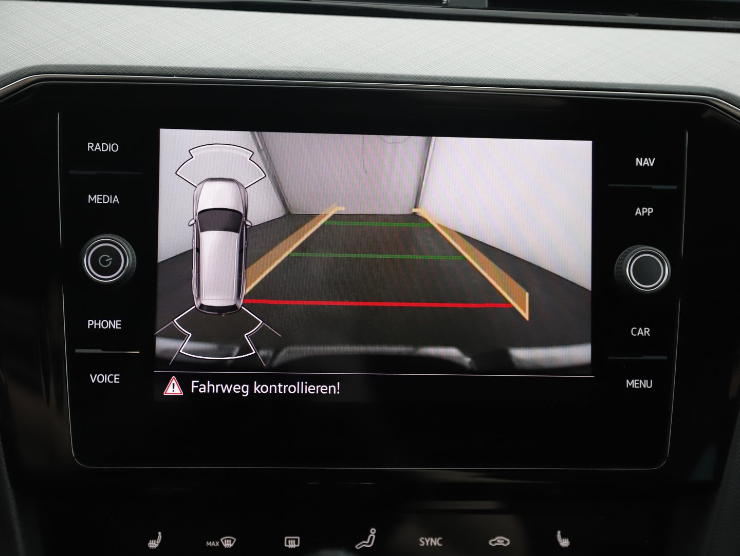 VW Passat GTE Variant | Bild 23 von 33
