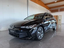 VW Golf Variant Life TDI in 0E Grenadillschwarz Metallic