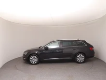 Škoda Superb Combi Style TDI DSG in Black-Magic Perleffekt