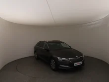 Škoda Superb Combi Style TDI DSG in Black-Magic Perleffekt
