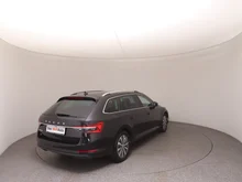 Škoda Superb Combi Style TDI DSG in Black-Magic Perleffekt