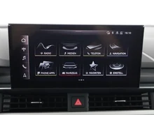 Audi A4 Avant 35 TDI S line in MYTHOSSCHWARZ METALLIC