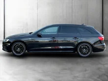 Audi A4 Avant 35 TDI S line in MYTHOSSCHWARZ METALLIC