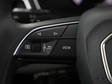 Audi A4 Avant 35 TDI S line in MYTHOSSCHWARZ METALLIC
