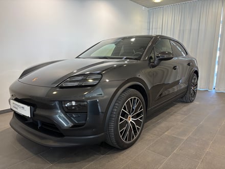 Porsche Macan 4