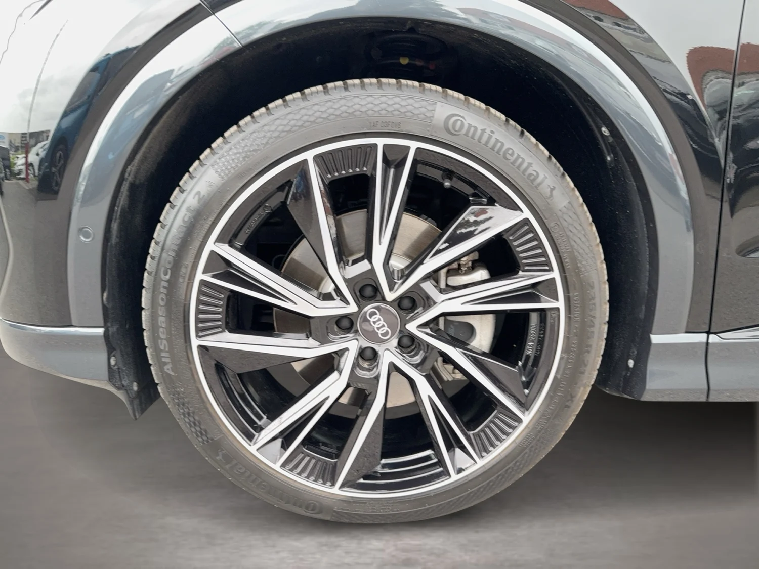 Bild eines Audi Q4 Sportback 45 e-tron