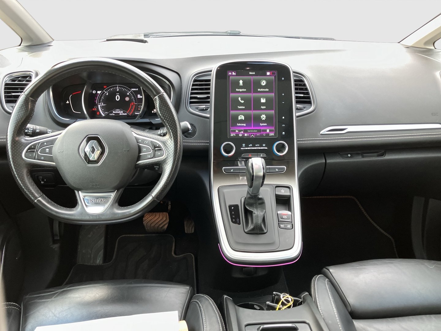 Renault Grand Scénic Blue dCi 150 EDC Initiale | Bild 11 von 26