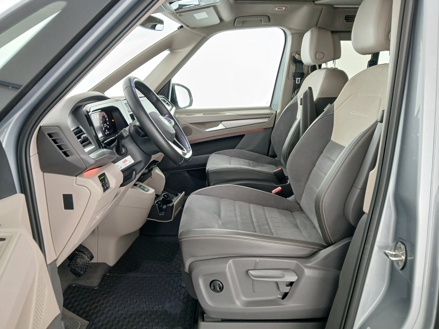 VW California Ocean eHybrid 180 kW 4M | Bild 13 von 40