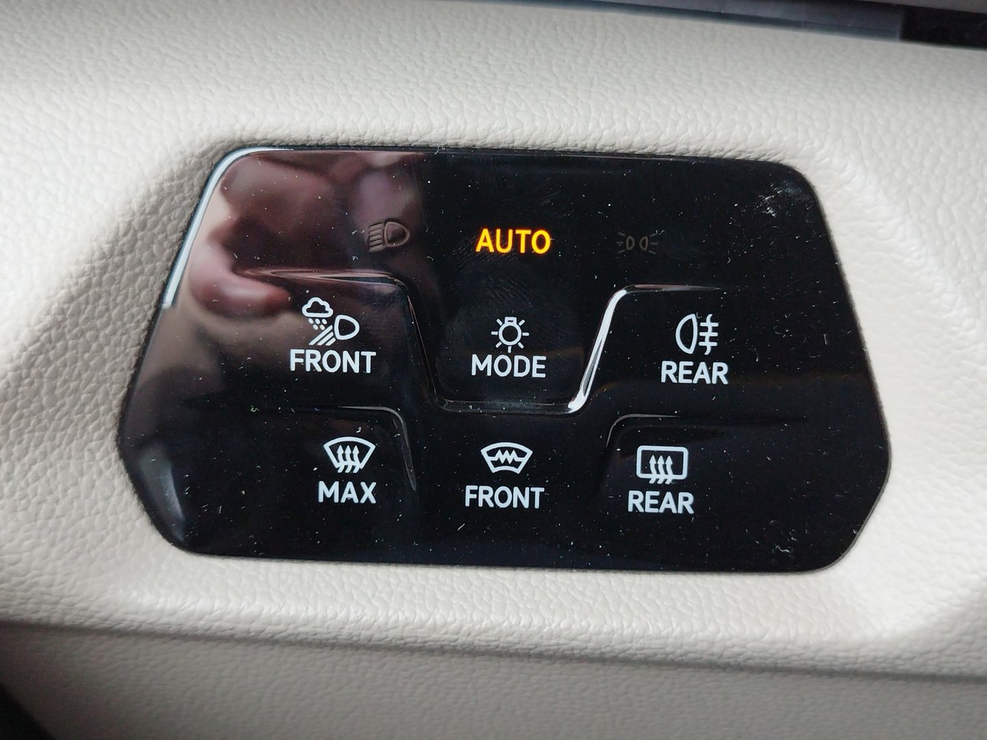 VW California Ocean eHybrid 180 kW 4M | Bild 19 von 25