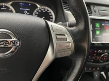 Nissan Navara NP300 Acenta Double Cab 4x4 in weiß