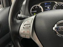 Nissan Navara NP300 Acenta Double Cab 4x4 in weiß