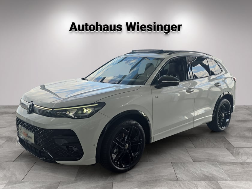 VW Tiguan R-Line eTSI DSG