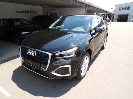 Audi Q2 30 TFSI admired