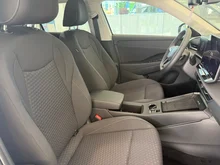 VW T-Roc Life eTSI DSG in Pure White Dach Black Uni