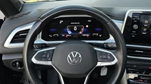 VW T-Roc Cabriolet Style TSI in DEEP BLACK PERLEFFEKT