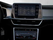 VW T-Roc Cabriolet Style TSI in DEEP BLACK PERLEFFEKT