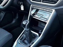 VW T-Roc Cabriolet Style TSI in DEEP BLACK PERLEFFEKT