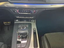 Audi Q5 2.0 TDI ultra quattro Sport in navarrablau metallic