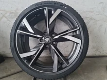 Thumbnail-Foto von Fahrzeug