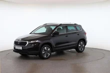 Škoda Karoq 4x4 Selection TDI DSG in Black-Magic Perleffekt