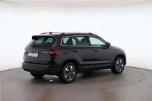 Škoda Karoq 4x4 Selection TDI DSG in Black-Magic Perleffekt
