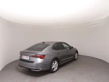 Škoda Octavia Sportline TSI mHEV DSG in Graphit-Grau Metallic