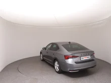 Škoda Octavia Sportline TSI mHEV DSG in Graphit-Grau Metallic