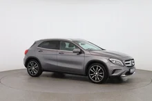 Mercedes GLA GLA 220 CDI / d 4Matic in mountaingrau-metallic