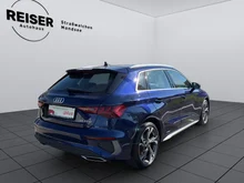 Audi A3 Sportback 35 TFSI S line exterieur in navarrablau metallic