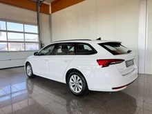 Škoda Octavia Combi Essence TSI in Alaska-Weiß