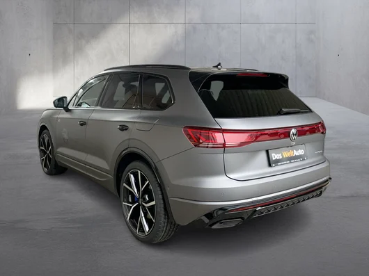 Bild eines VW Touareg R eHybrid TSI 4M. Final Edition