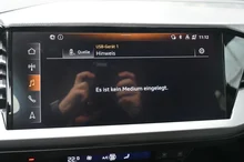 Audi Q4 e-tron 45 e-tron quattro in J6 Auroraviolett Metallic