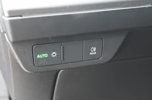 Audi Q4 e-tron 45 e-tron quattro in J6 Auroraviolett Metallic