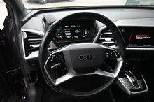 Audi Q4 e-tron 45 e-tron quattro in J6 Auroraviolett Metallic