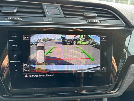 Bild eines VW Touran R-Line TDI DSG
