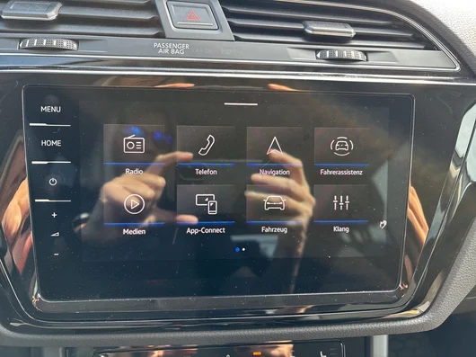 Bild eines VW Touran R-Line TDI DSG