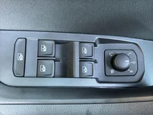 Škoda Karoq Sportline TSI DSG ACT in Black-Magic Perleffekt