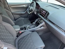 Škoda Karoq Sportline TSI DSG ACT in Black-Magic Perleffekt