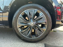 Škoda Karoq Sportline TSI DSG ACT in Black-Magic Perleffekt