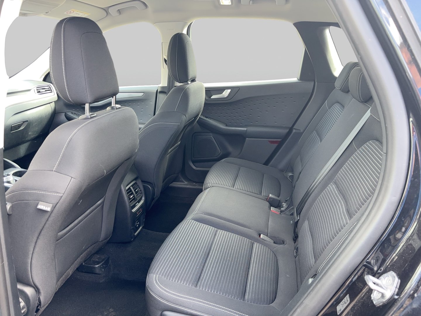 Ford Kuga 1,5 EcoBlue Titanium Aut. | Bild 21 von 25