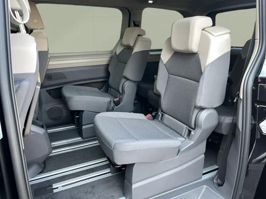 Bild eines VW Multivan Business TDI