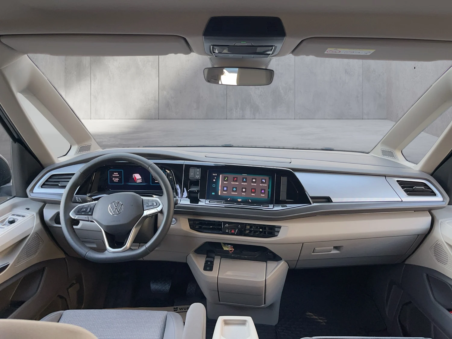 Bild eines VW Multivan Business TDI