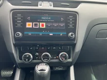 Škoda Octavia Combi Style TSI ACT DSG in Black-Magic Perleffekt