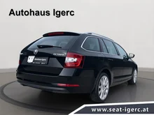 Škoda Octavia Combi Style TSI ACT DSG in Black-Magic Perleffekt