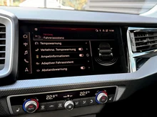 Audi A1 Sportback 25 TFSI intense in Cortinaweiss