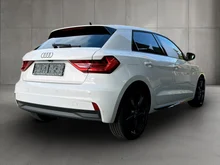 Audi A1 Sportback 25 TFSI intense in Cortinaweiss