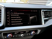 Audi A1 Sportback 25 TFSI intense in Cortinaweiss